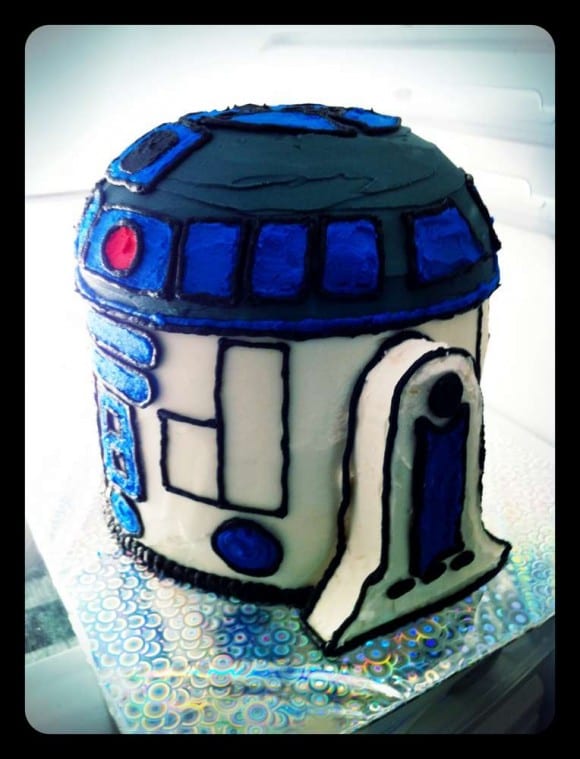Star Wars Party Cake | CatchMyParty.com