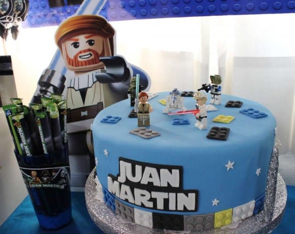 Star Wars Birthday Party Cake | CatchMyParty.com
