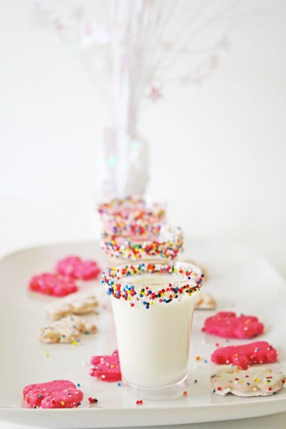 Sprinkle Rimmed Glasses | CatchMyParty.com