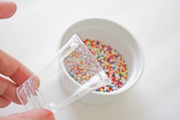 Glasses with sprinkles | CatchMyParty.com