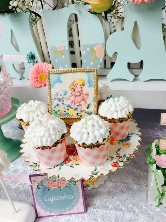 Most popular 1st birthday themes - Little Lamb party | CatchMyParty.com