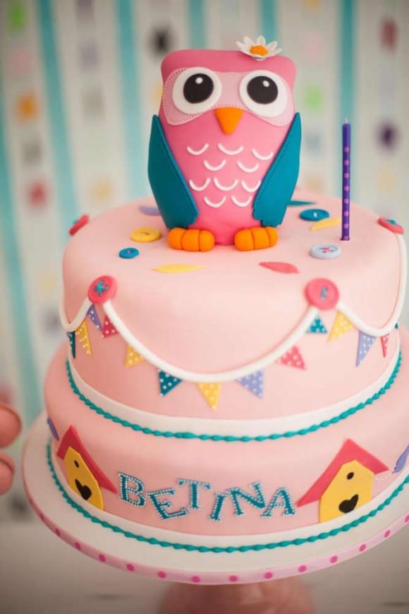 Girl 1st Birthday Owl party | CatchMyParty.com