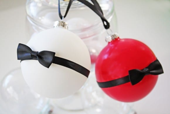 Kate Spade Ornament DIY | CatchMyParty.com