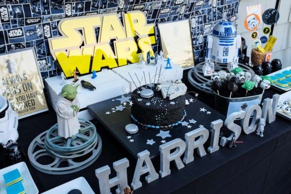 Star Wars dessert table | CatchMyParty.com