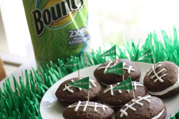 Easy Game Day Whoopie Pies | CatchMyParty.com
