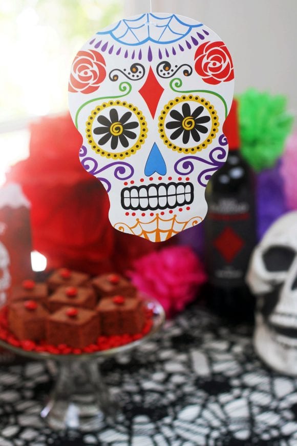 Easy Day of the Dead Cocktail Party | CatchMyParty.com
