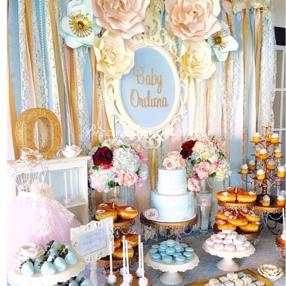 Vintage Victorian baby shower | CatchMyParty.com