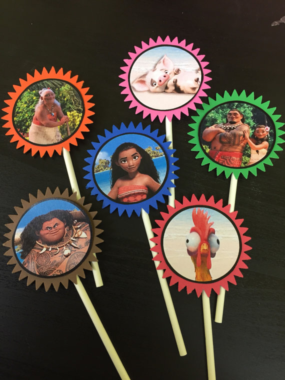 Moana Cupcake Toppers | CatchMyParty.com