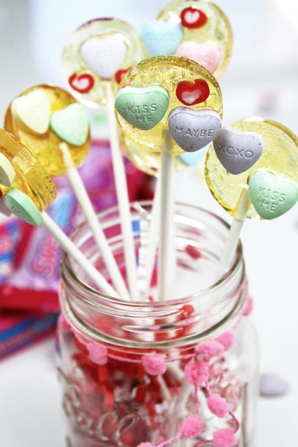 Valentine's Day SweeTARTS Lollipop Recipe | CatchMyParty.com