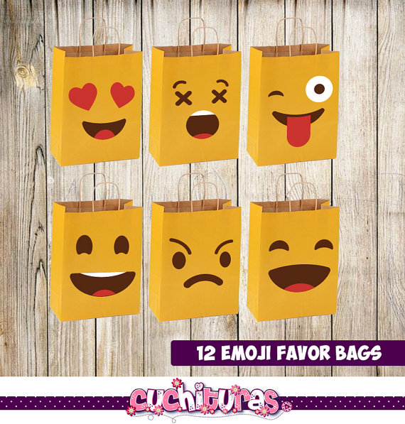 Emoji favor bags | CatchMyParty.com