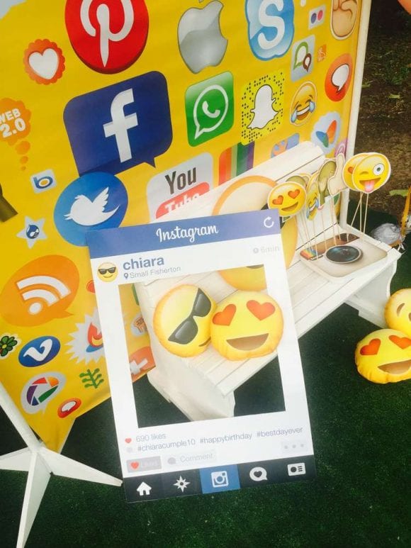 Emoji Photo Booth props | CatchMyParty.com