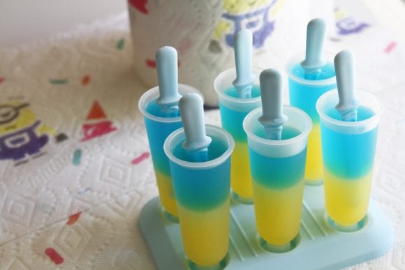 Making Minion Popsicles | CatchMyParty.com