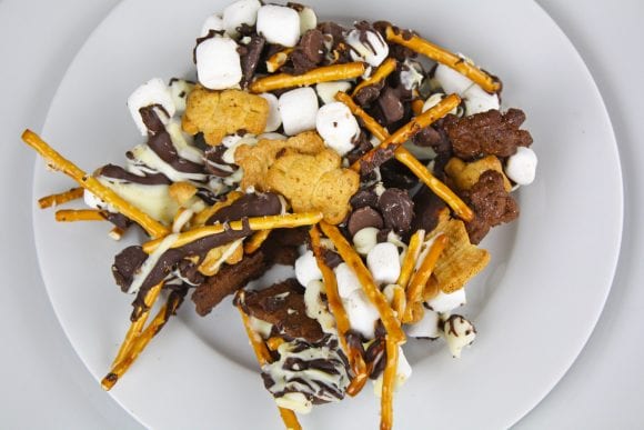 Tasty and Delicous Snacks Mix | CatchMyParty.com