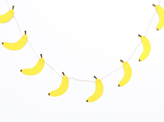 Minions Banana Garland | CatchMyParty.com