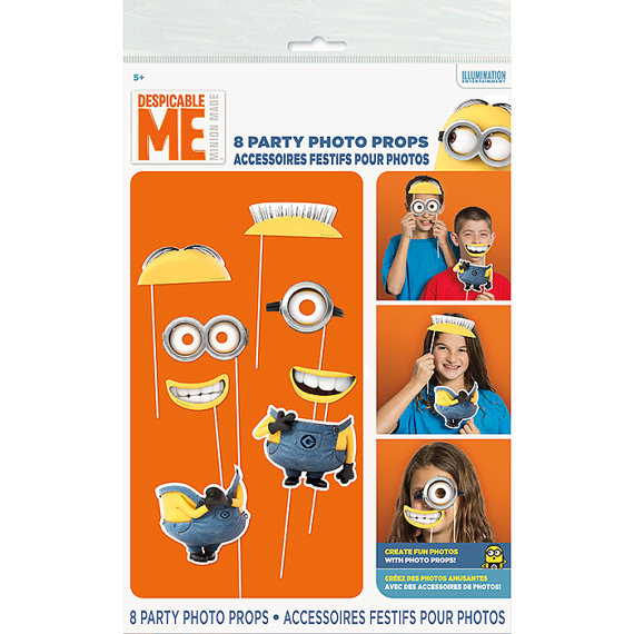 Minions photo booth props | CatchMyParty.com