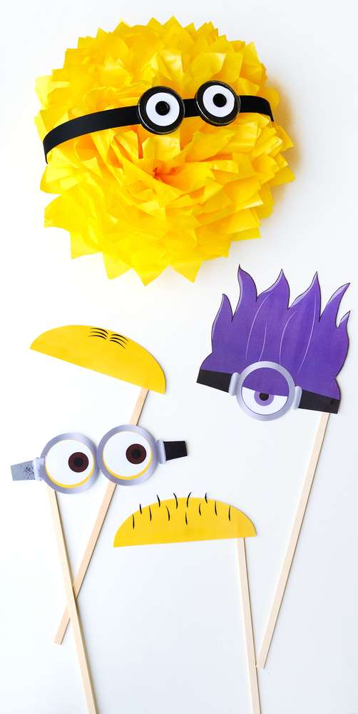 Minions photo booth | CatchMyParty.com