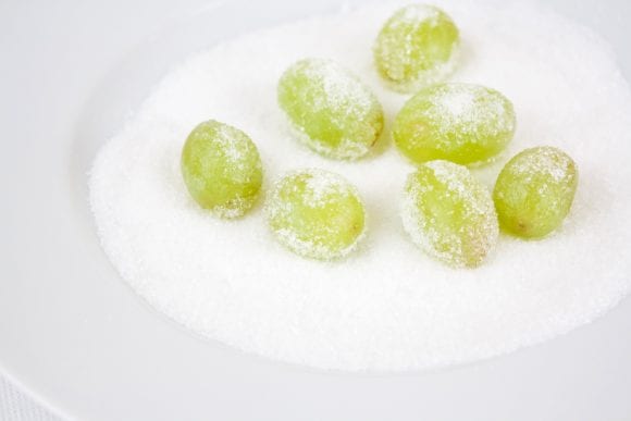 Rolled the grapes in sugar | CatchMyParty.com