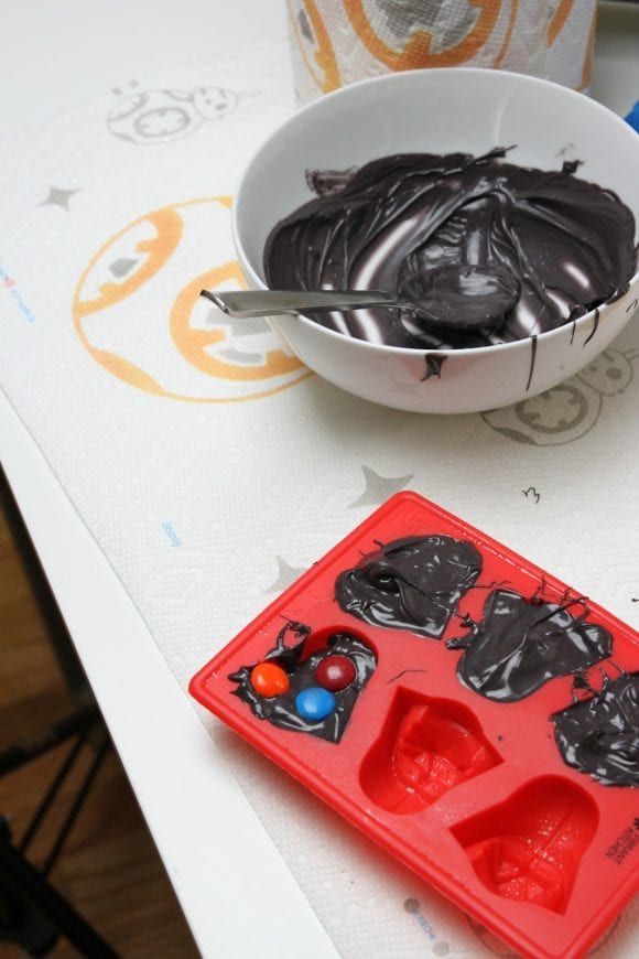 Star Wars Chocolate Candies DIY | CatchMyParty.com