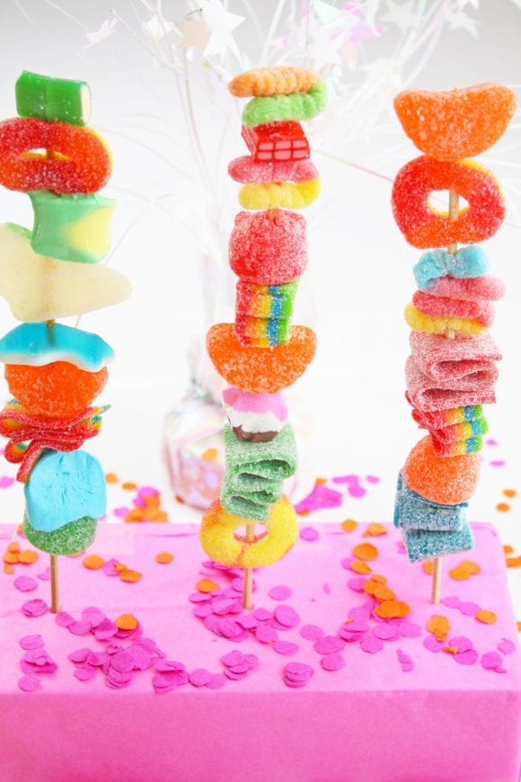 Sweet kabob candies | CatchMyParty.com