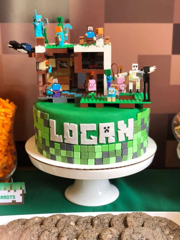  Lego Minecraft birthday cake
