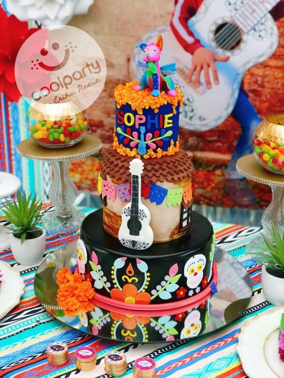 DIsney Coco Birthday Cake | CatchMyParty.com