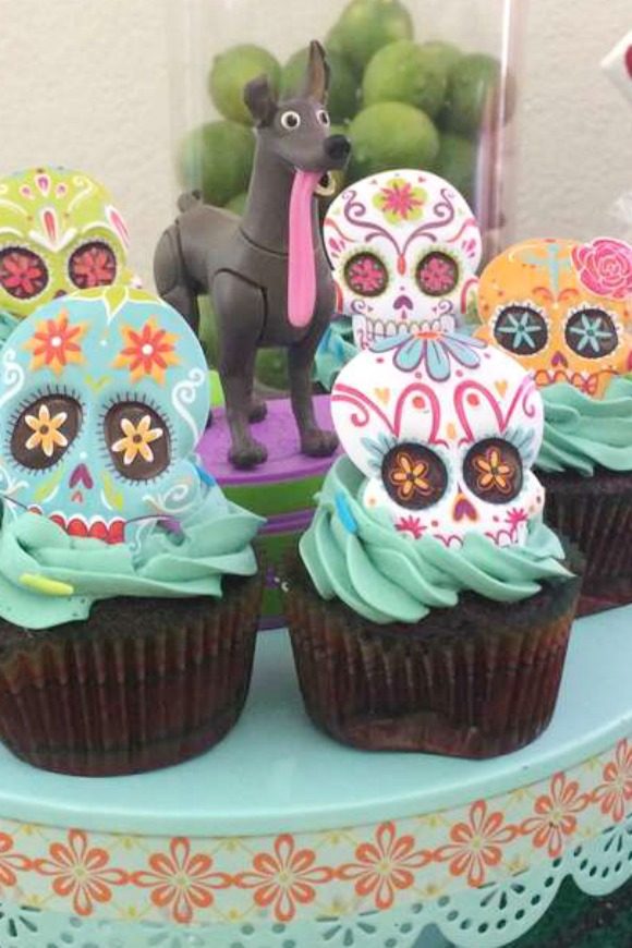 Disney Coco Cupcakes | CatchMyParty.com