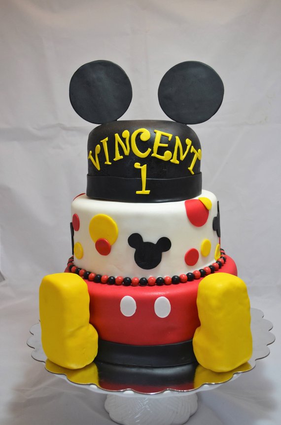 Mickey Mouse party supplies - Fondant Cake Decorating Set | CatchMyParty.com