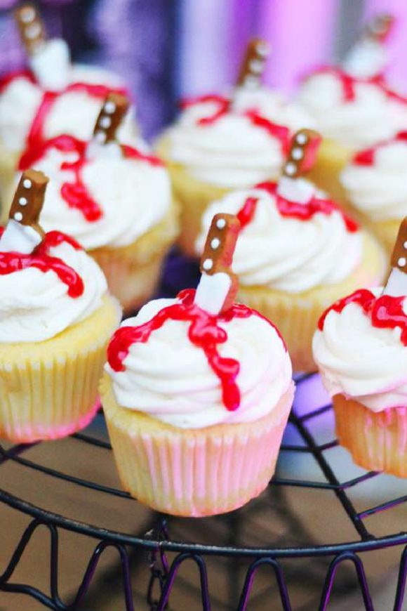 Bloody Knife Cupcakes
