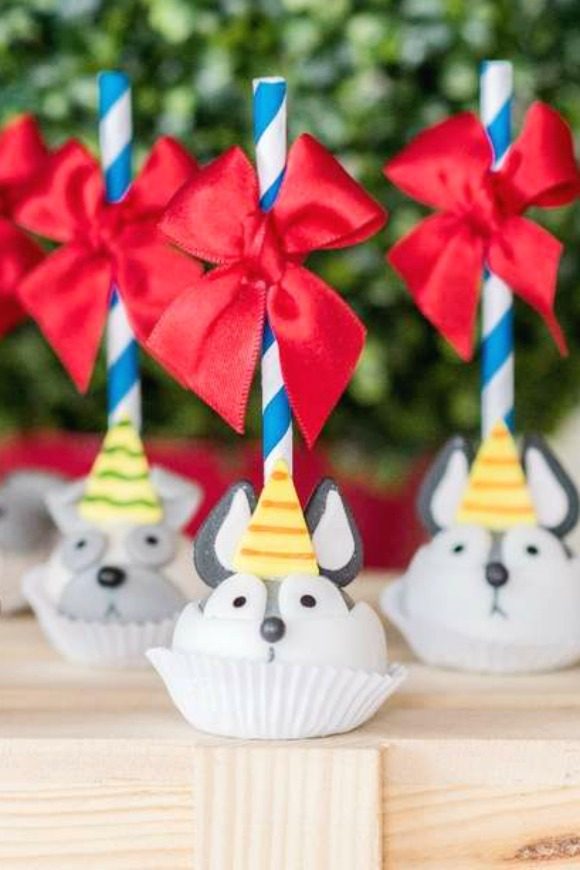 Dog Themed Birthday Party | CatchMyParty.com