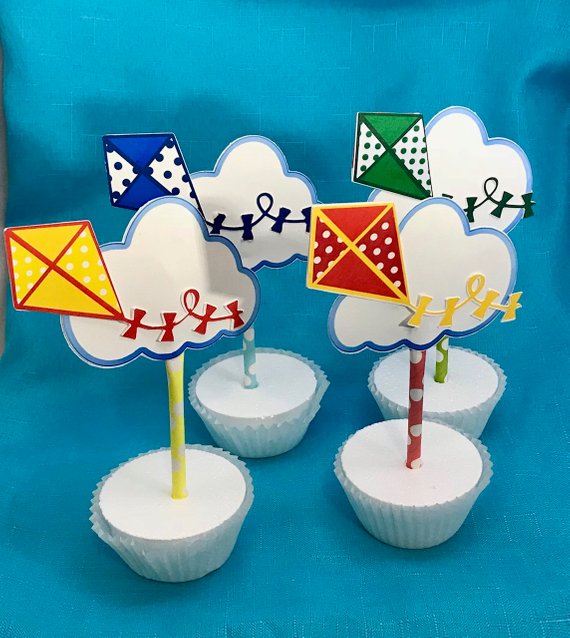 Mary Poppins party supplies - Cupcake Toppers | CatchMyParty.com