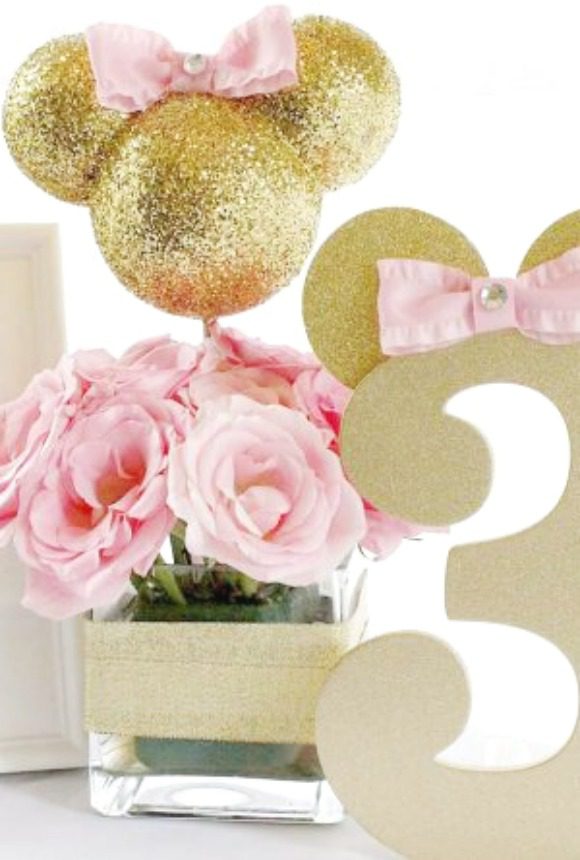 Sparkly gold Minnie Mouse centerpiece