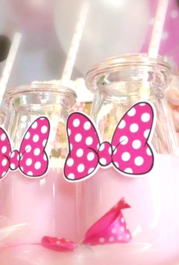 Minnie Mouse Milkshakes