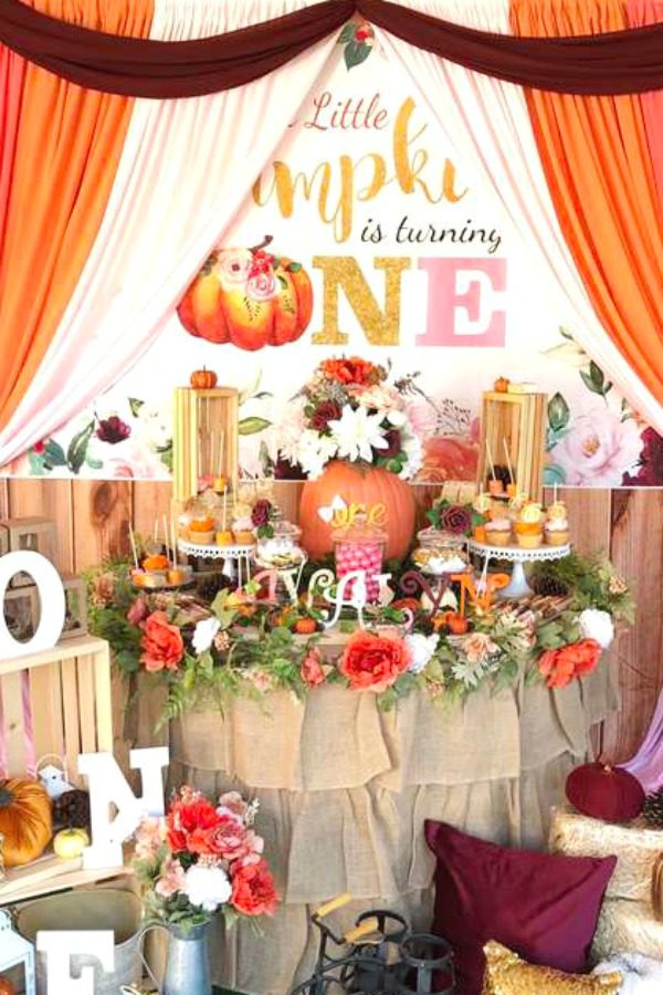 Pumpkin 1st birthday party | CatchMyParty.com Pumpkin 1st birthday