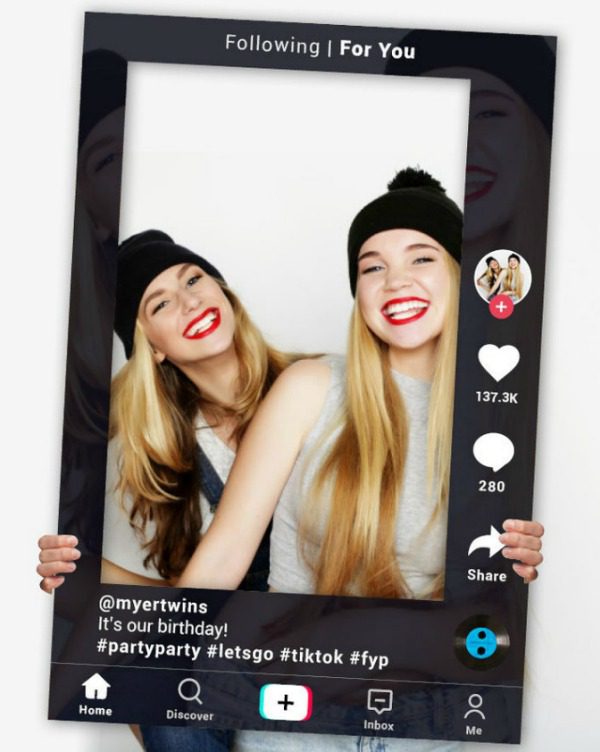 TikTok Party Supplies - Photo Booth Frame 