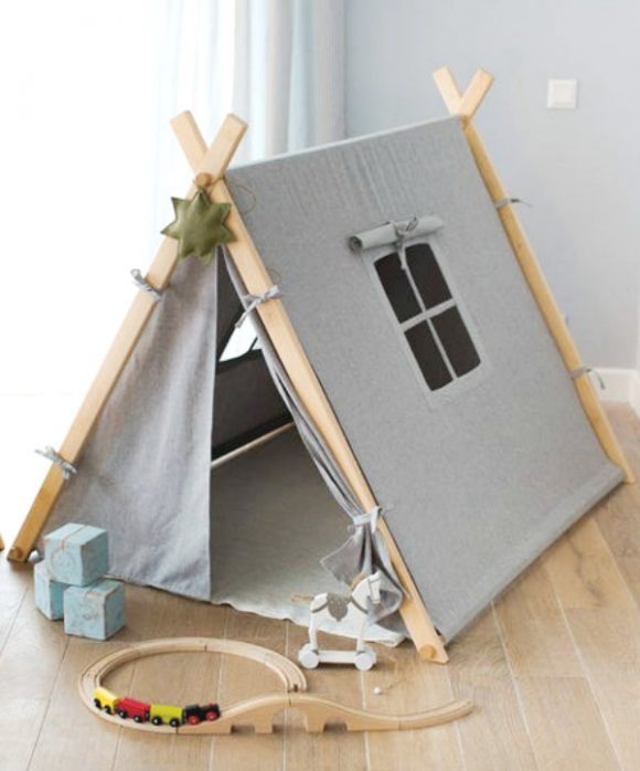 Tent Playhouse