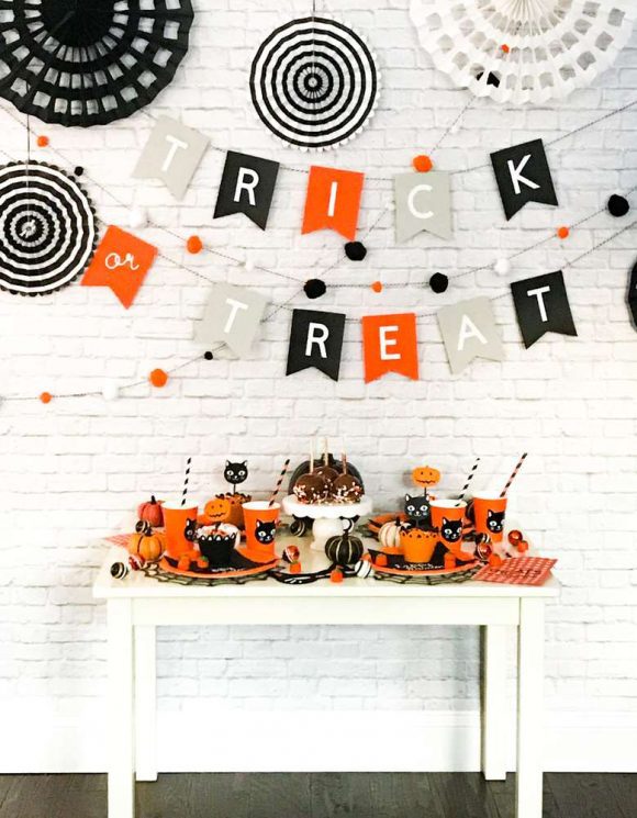 Halloween Dessert Table