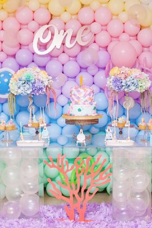 Mermaid 1st birthday parties | CatchMyParty.com Mermaid 1st birthday parties