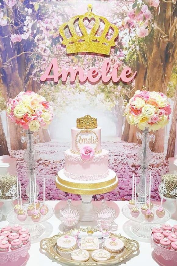 Princess 1st Birthday Party | CatchMyParty.com Princess 1st Birthday Party