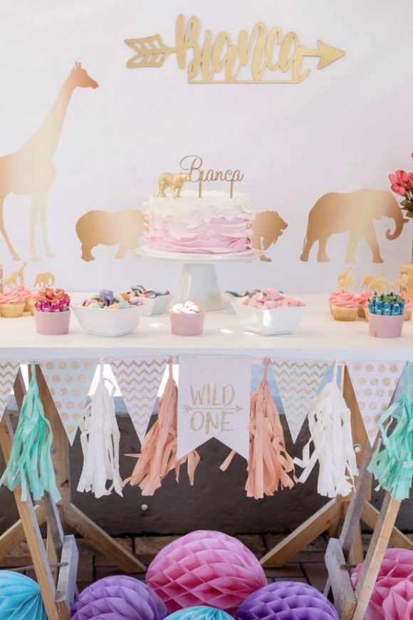Safari 1st birthday party | CatchMyParty.com Safari 1st birthday party