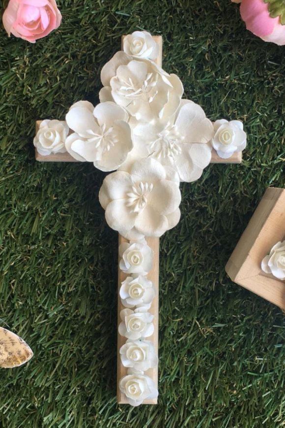 Quinceanera Gifts - Wall Crucifix