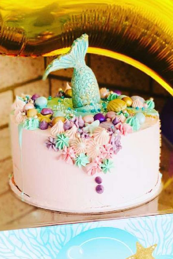 Feast Your Eyes on These 20 Amazing Mermaid Cakes!