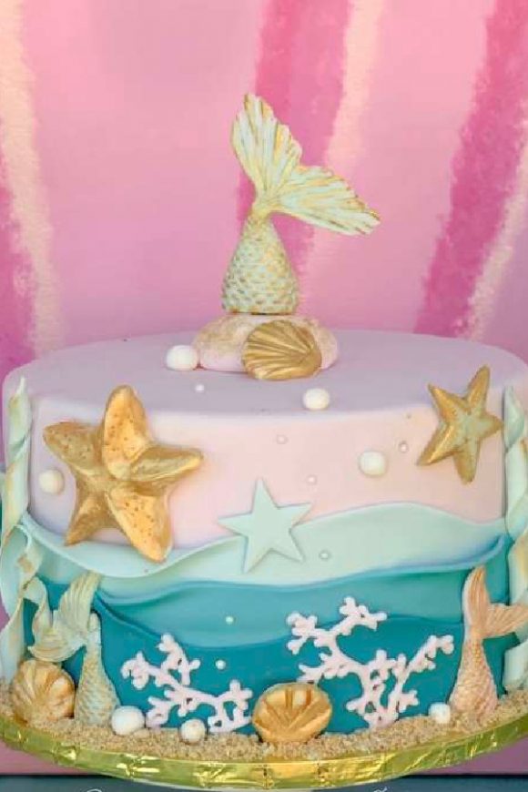 Feast Your Eyes on These 20 Amazing Mermaid Cakes!