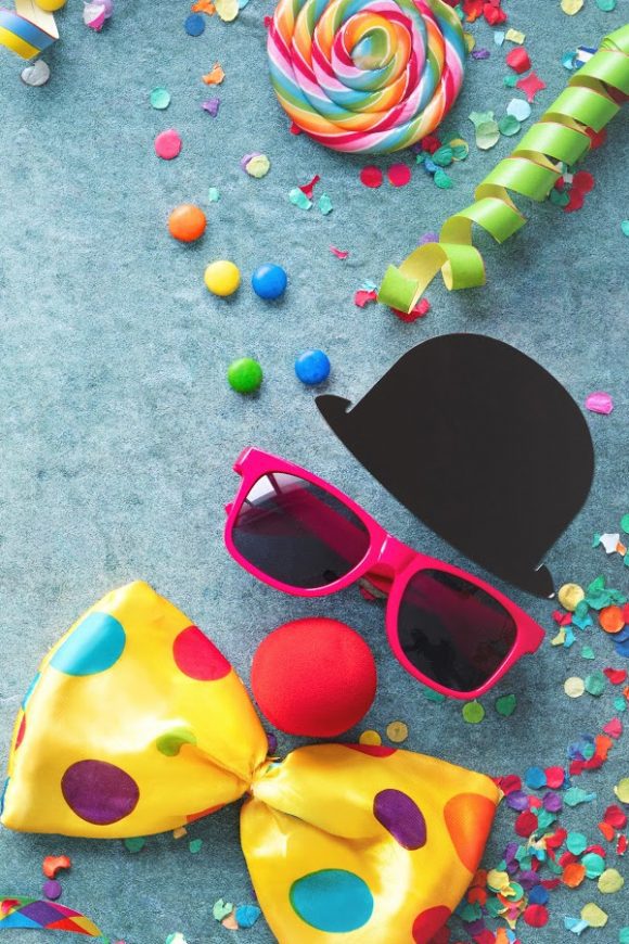12 Cool Ideas for Throwing a Virtual Birthday Party Online - Costume Party