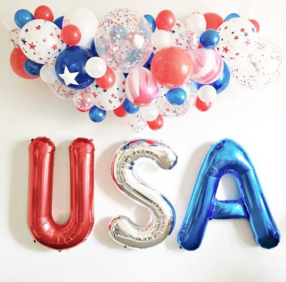 July 4th Balloon Garland