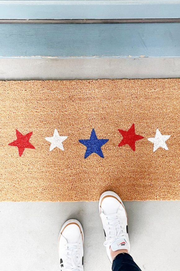 Red, White, and Blue Star Doormat