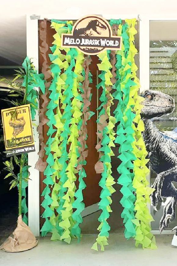 Dinosaur Photo Booth