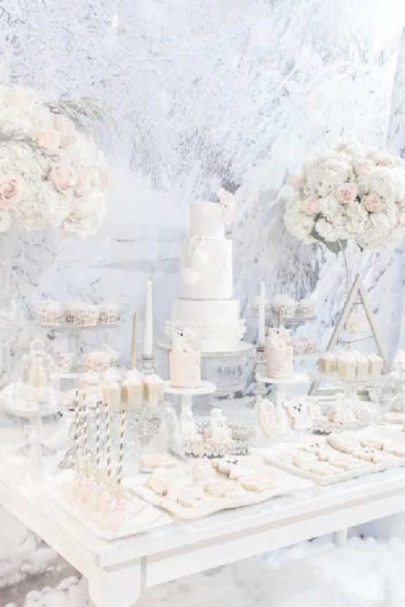Winter themed Baby Shower | CatchMyParty.com Winter themed Baby Shower