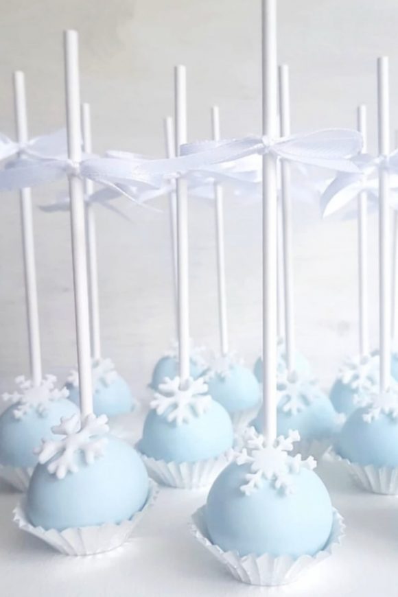 Snowflake Cake Pops