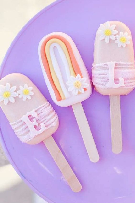 Rainbow Cakecicles