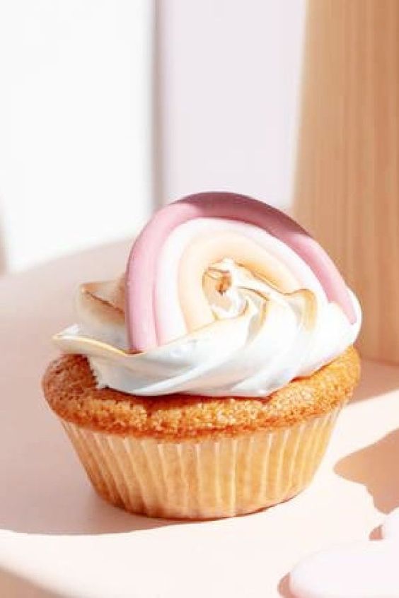 Boho Rainbow Cupcakes